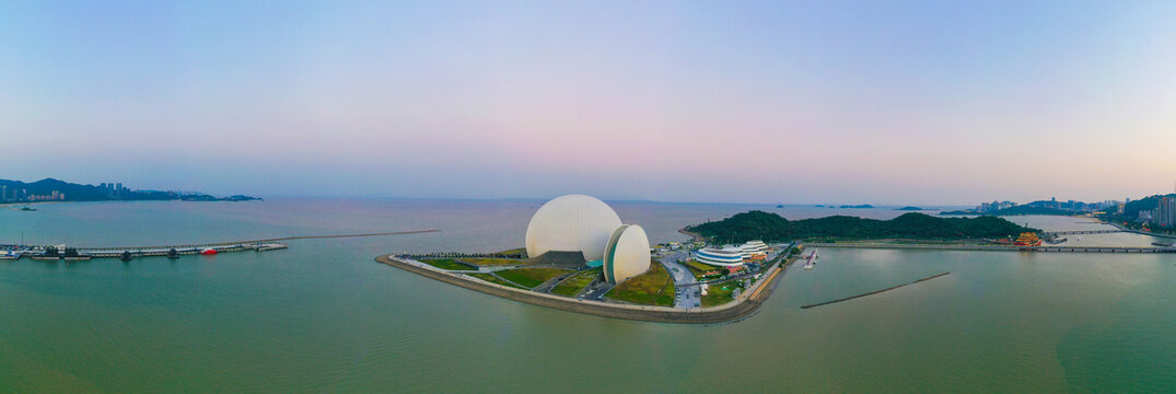 珠海大贝壳日月贝