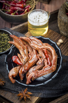 麻辣鸭掌