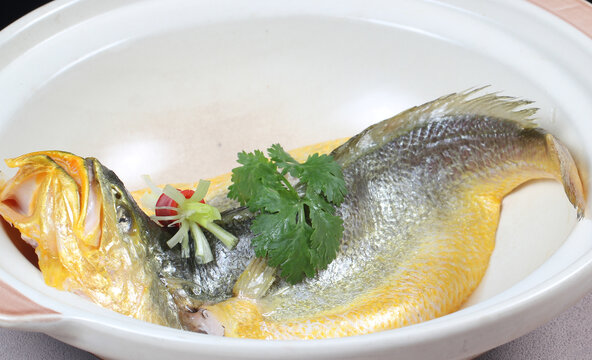油盐焗黄花鱼