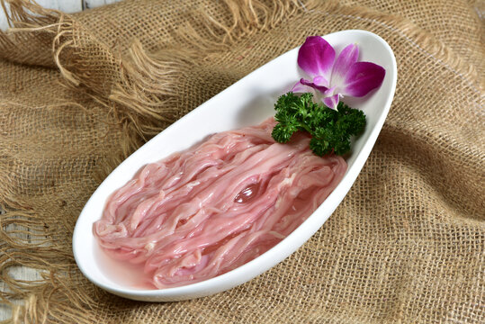 鲜鹅肠