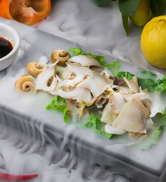白灼螺肉
