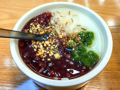 红豆双皮奶抹茶红豆奶昔