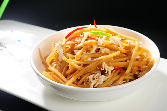 土豆丝炒墨鱼