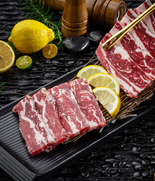 雪花内群肉