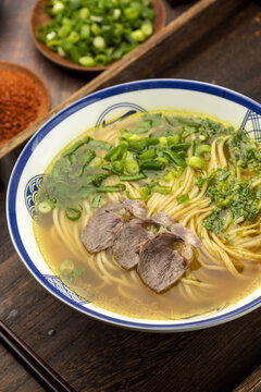 金汤牛肉面