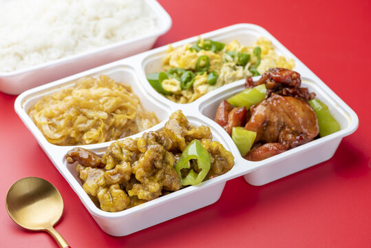 酸菜盒饭