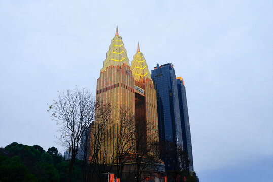 重庆南滨路喜来登大酒店不同时间风景