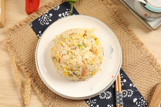 鸡蛋炒饭
