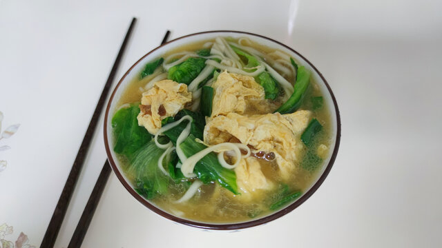 鸡蛋青菜面