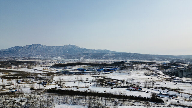 乡村雪景