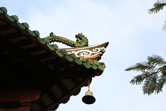古建筑屋檐铜铃