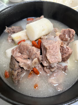 山药炖排骨