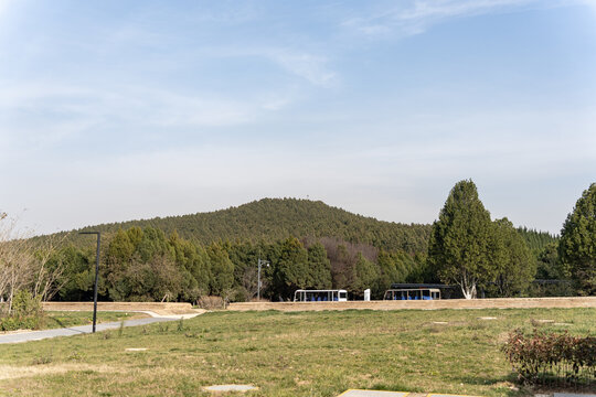 丽山园秦始皇帝陵封土