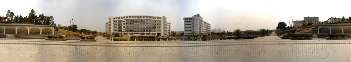 华东交通大学校园教学楼全景