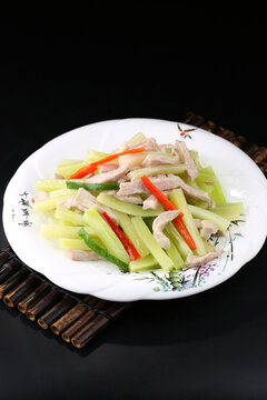 爽肉炒笋条