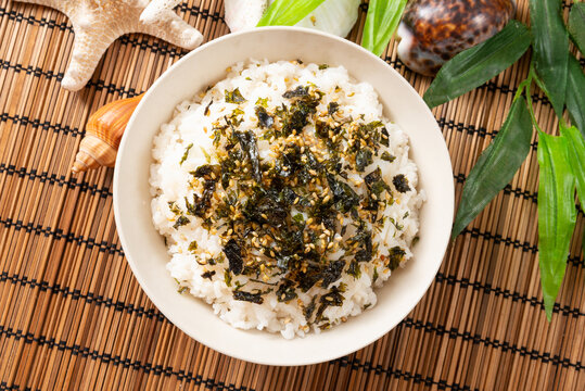海苔拌饭