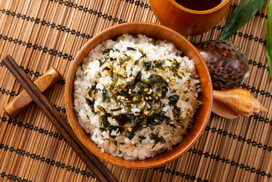 海苔拌饭