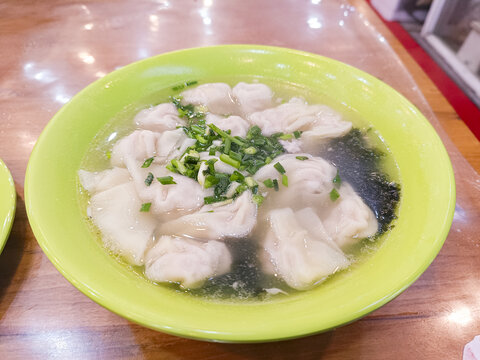 鲜肉馄饨