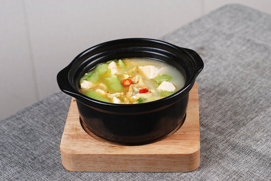 砂锅砂锅炖豆腐