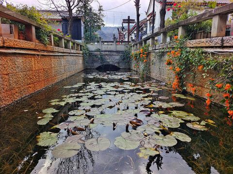 昆明凤家古镇水沟