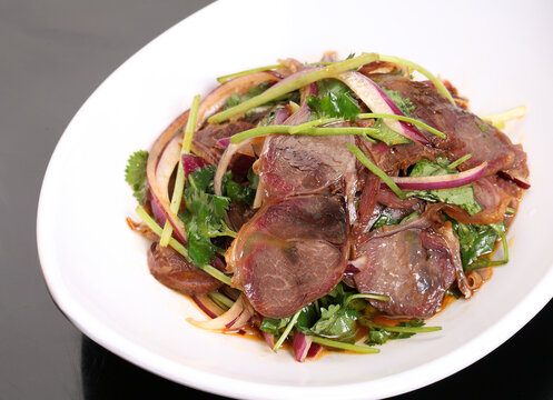 凉拌牛肉