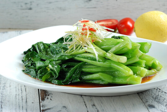 白灼菜心