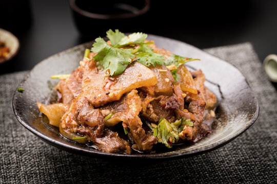 凉拌牛肉