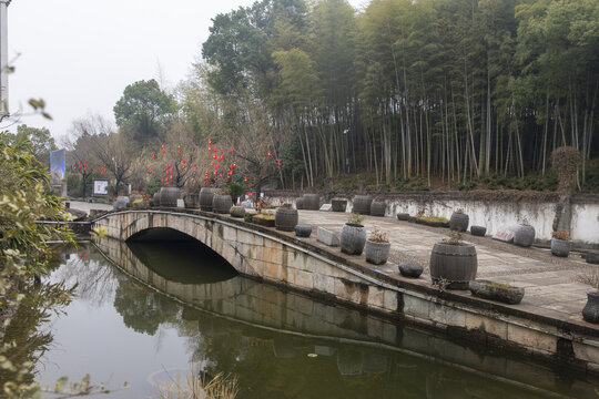 石拱桥