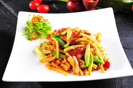 萝卜干炒腊肉