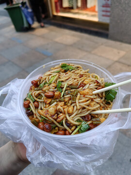 炒米线