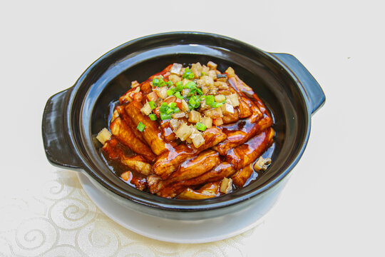 咸鱼茄子煲