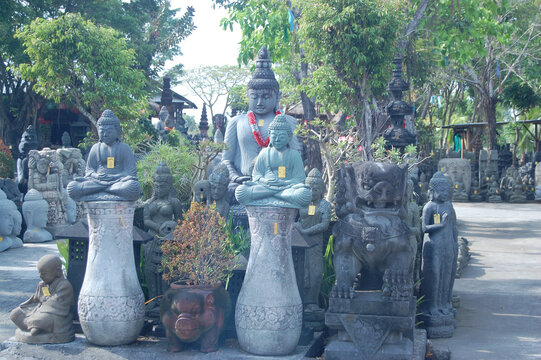 佛像雕塑