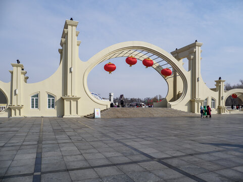 哈尔滨太阳岛太阳门