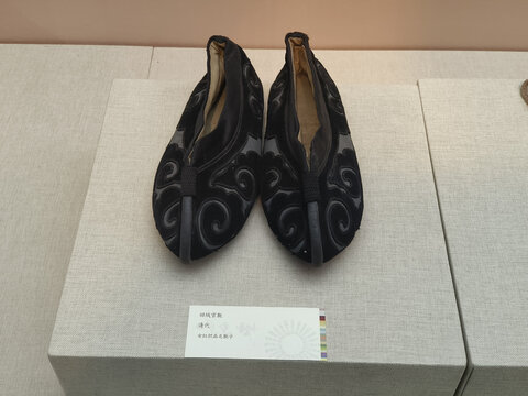 清代回绒官靴