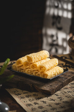 中式传统风格火锅菜品豆皮