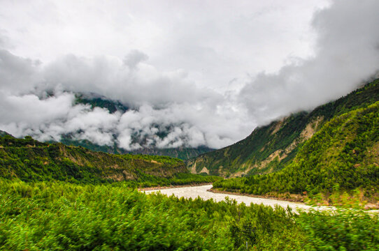 南迦巴瓦峰