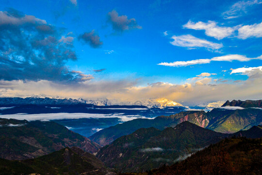 牛背山