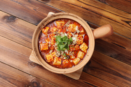 麻婆豆腐砂锅
