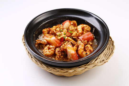 海鲜煲仔饭