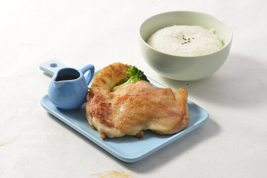 香煎鸡扒饭