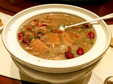 墨鱼红枣汤