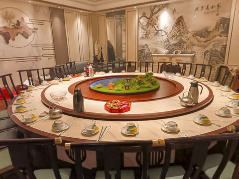 中式大餐桌