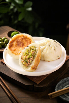 青椒鲜肉包子