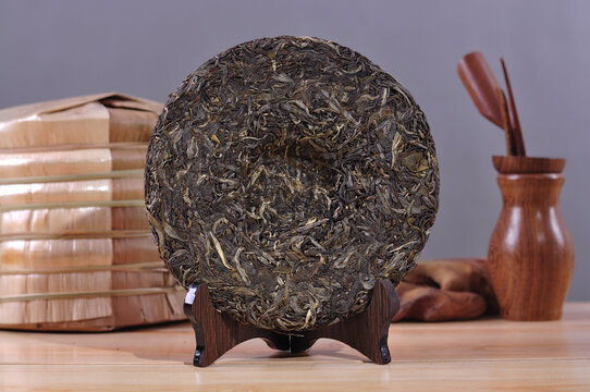 云南普洱茶生茶茶饼