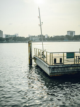 广州珠江流域城市建筑中的河流景观