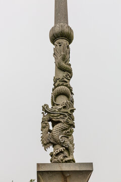 龙柱