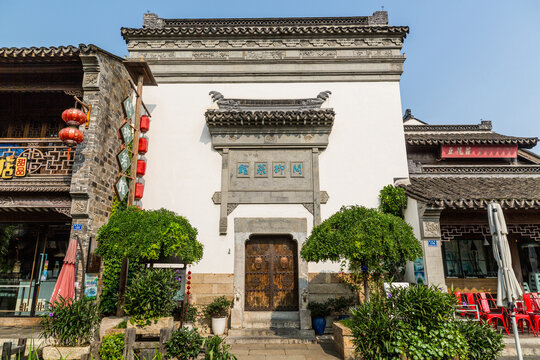 中式大门