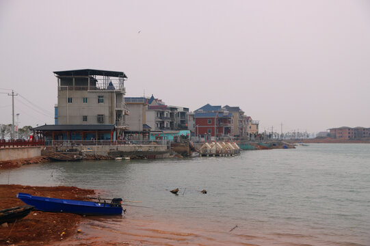 内清村