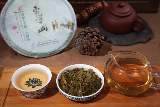 云南普洱茶生茶