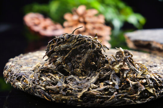 云南普洱茶生茶茶饼